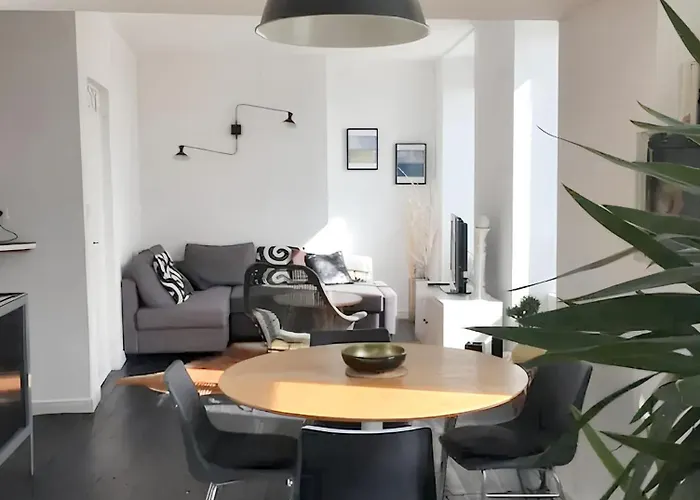 Appartement Moderne A Granville 55 M² Vue Sur Mer